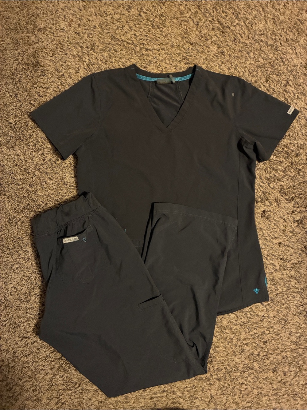 Med Couture touch scrub set in grey-size medium